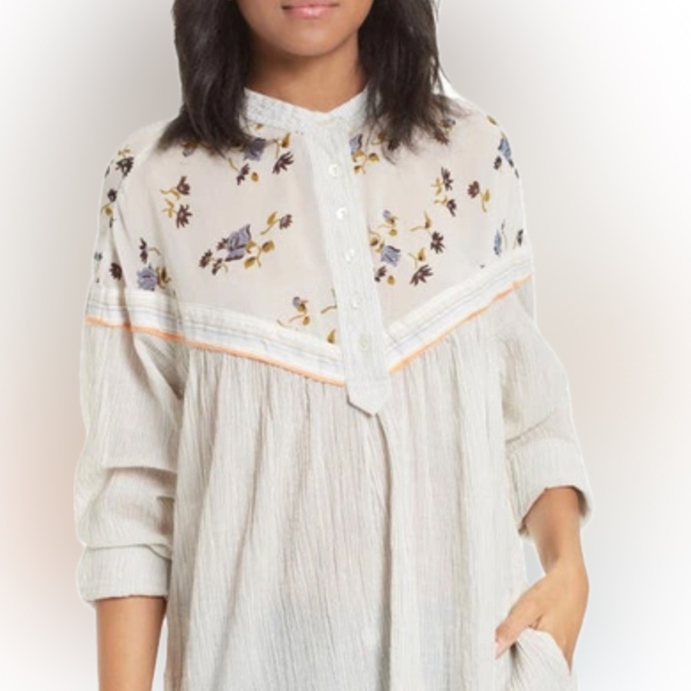 FREE PEOPLE COTTON
HEARTS & COLORS BUTTON FRONT LONG SLEEVE SHIRT
